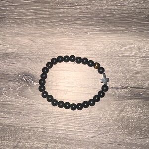 I am selling this because i never wear it.